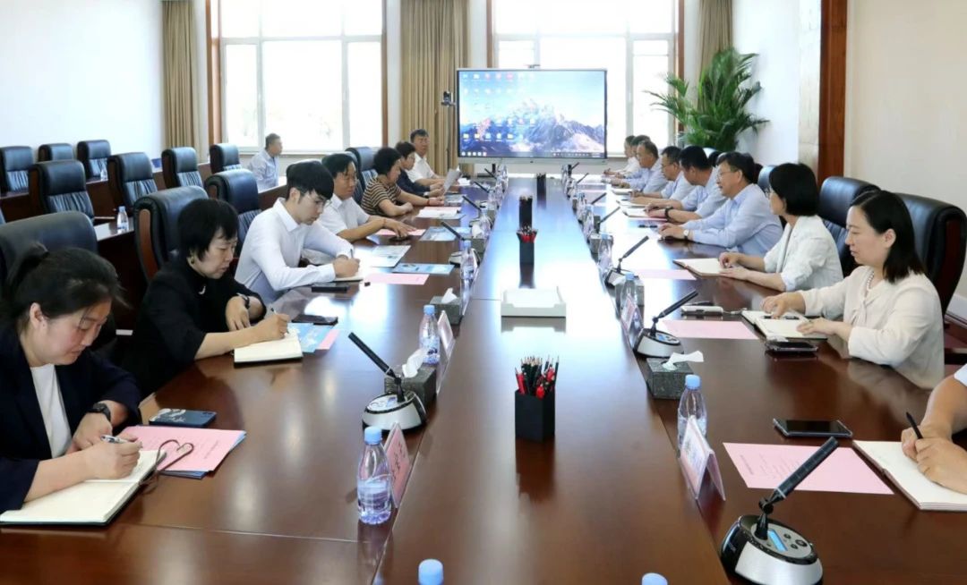 韓偉董事長率隊(duì)赴遼漁集團(tuán)參觀考察，共謀產(chǎn)業(yè)協(xié)同發(fā)展新篇章